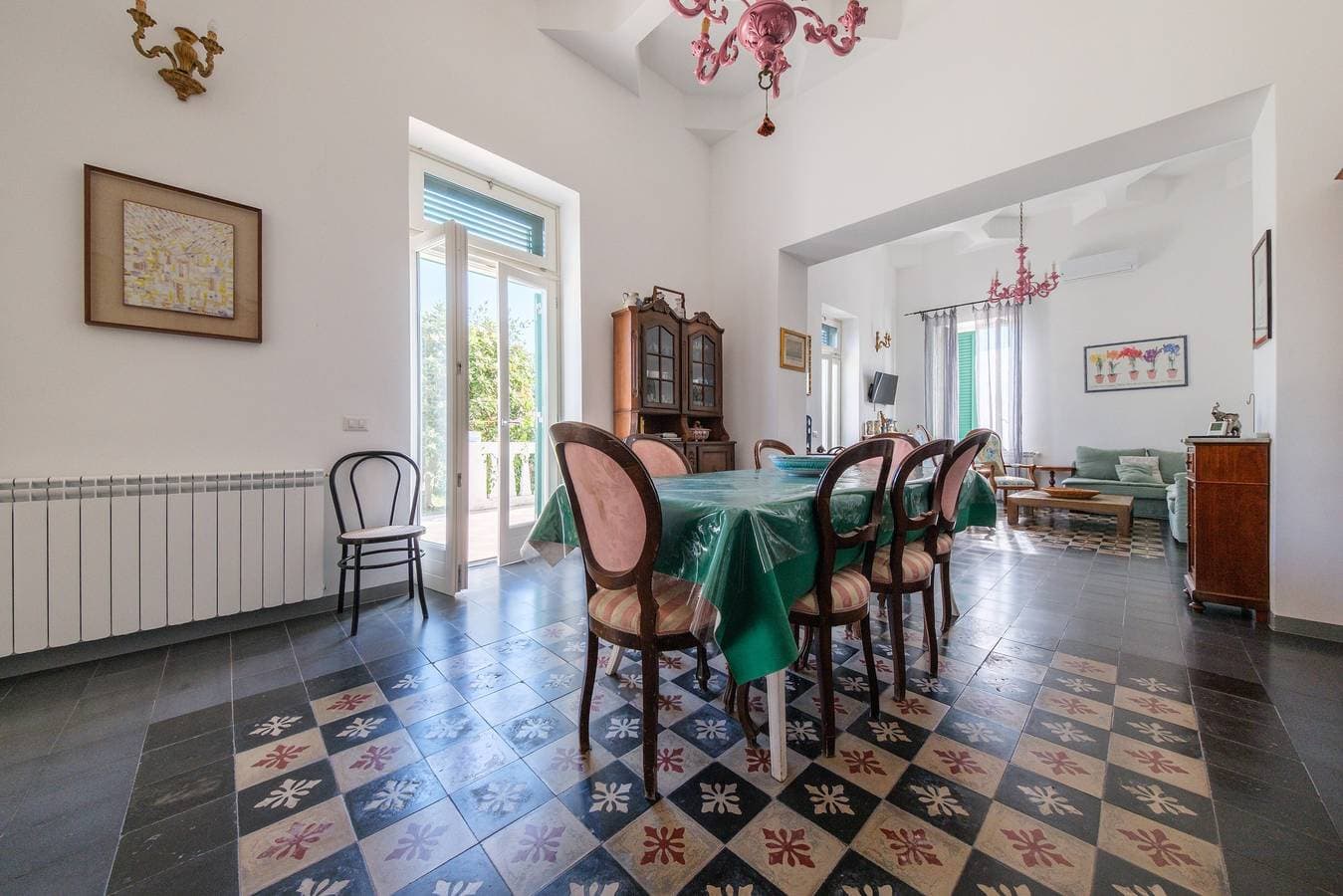 Foto 7 von 38: Villa 'La Casa Bianca' mit privater Terrasse, WLAN und Klimaanlage
