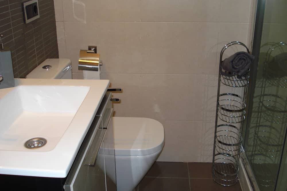 Foto 10 von 23: Apartment capricho 1. Zeile Strand, 2 Schlafzimmer, 2 Badezimmer, Spa. Englisches Fernsehen.