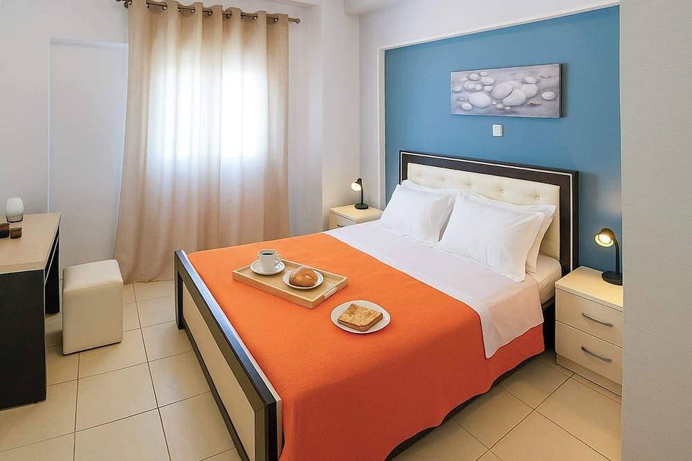 Foto 2 von 21: Villa Orestis - Stoupa Seaview Gem