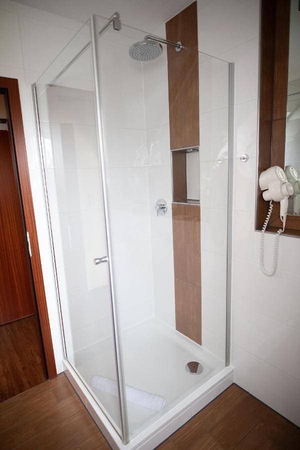 Foto 2 von 5: Double Room