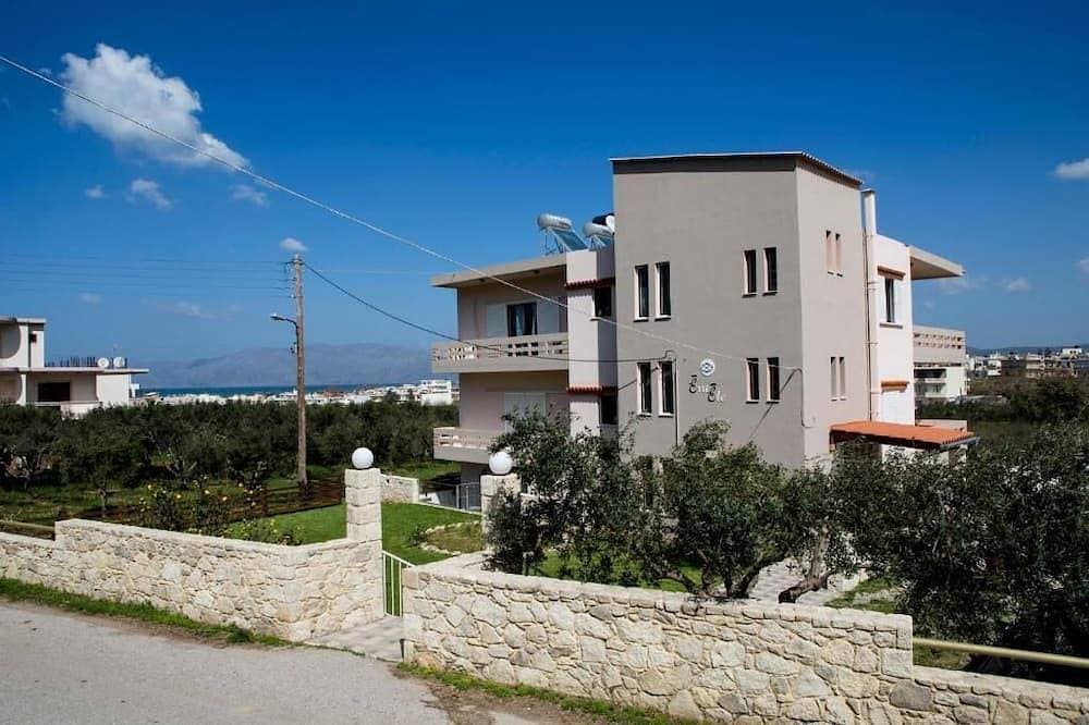 Foto 9 von 14: EvaEle 3 Luxury Apartment