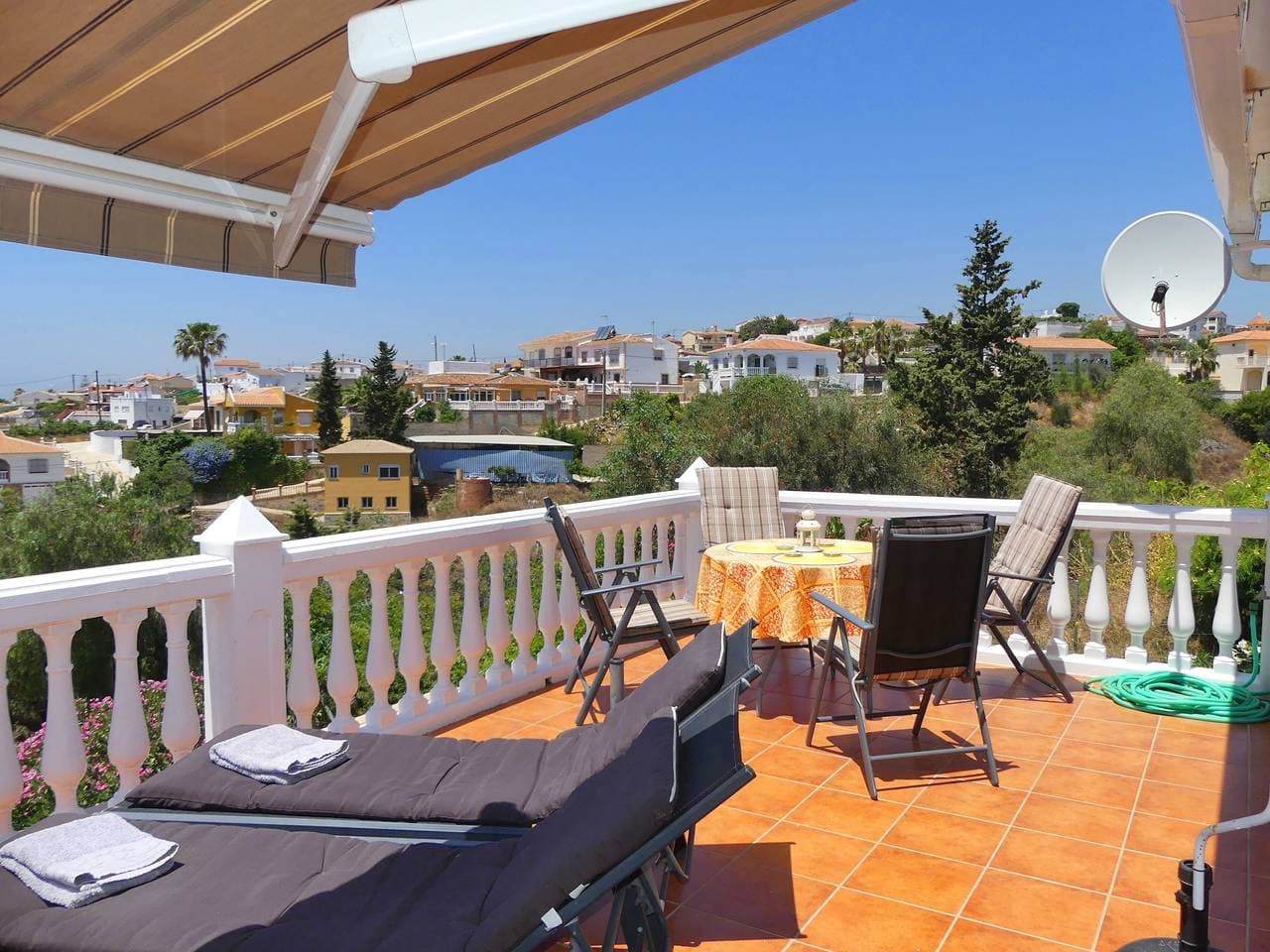 Foto 8 von 19: Apartment 'Casa Bena' mit einem großen Balkon, sehr schöner Aussicht, Meerblick und kostenlosem WLAN
