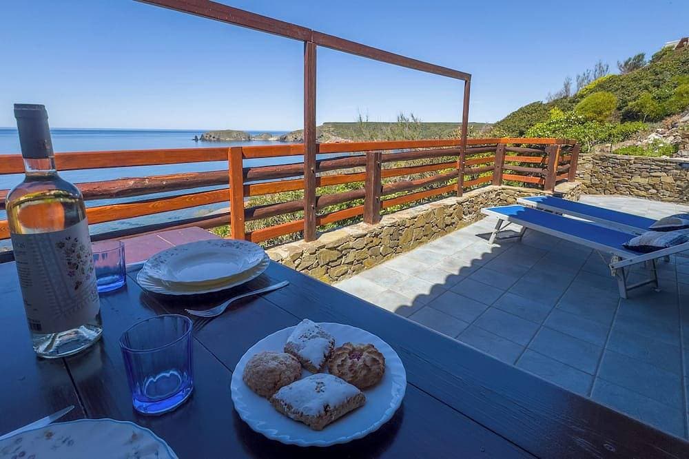 Willkommen im Casa Scirocco, einem gemütlichen Ferienhaus in Pistis an der wunderschönen Westküste S... 1