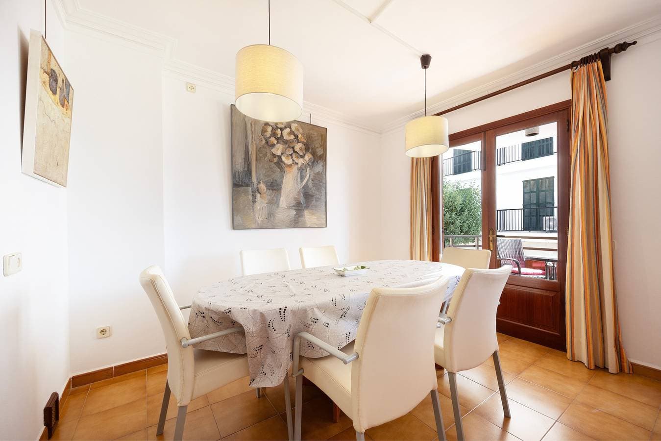Foto 4 von 32: Apartamento Vives Ref 9002 mit Meerblick, WLAN und Klimaanlage
