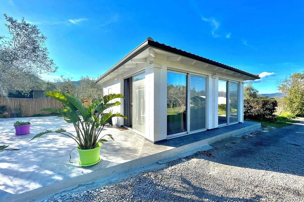\"  Wind Rose Villa \" 1