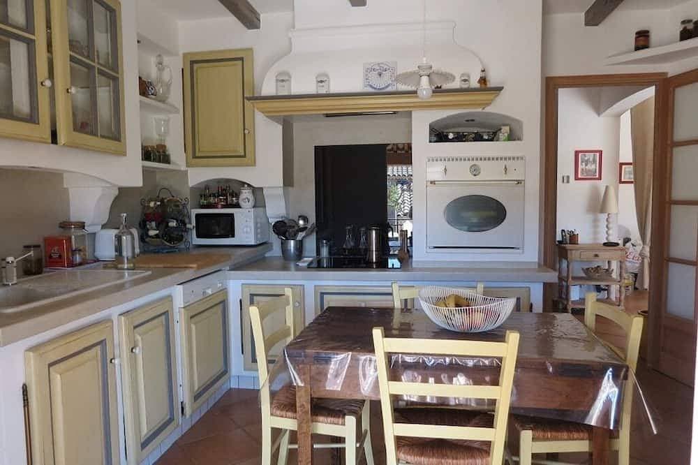 Foto 8 von 16: Maison Provencale Avec Piscine