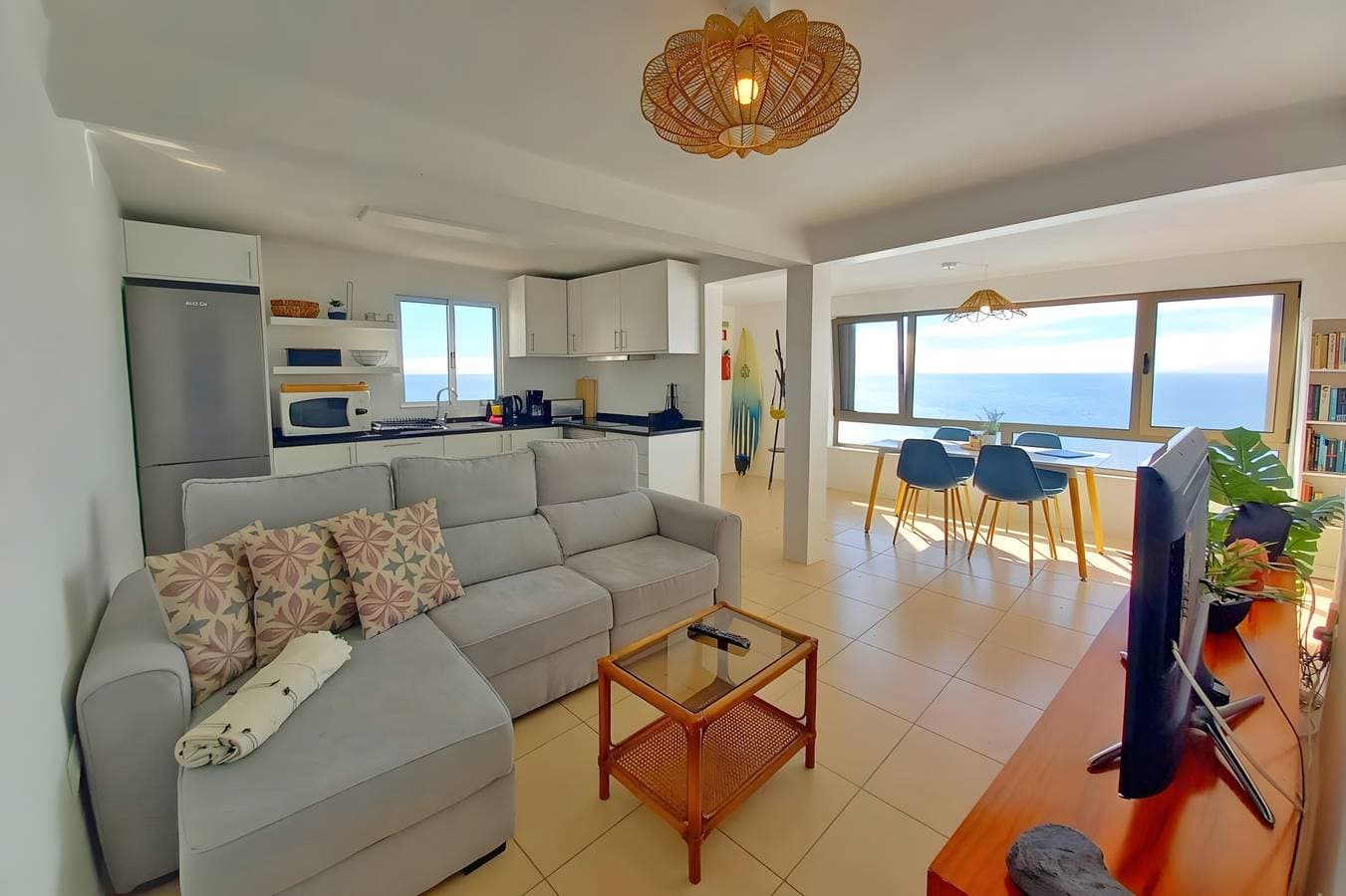 Foto 8 von 35: Ferienhaus 'The Yellow House' mit Meerblick, Balkon und Wi-Fi