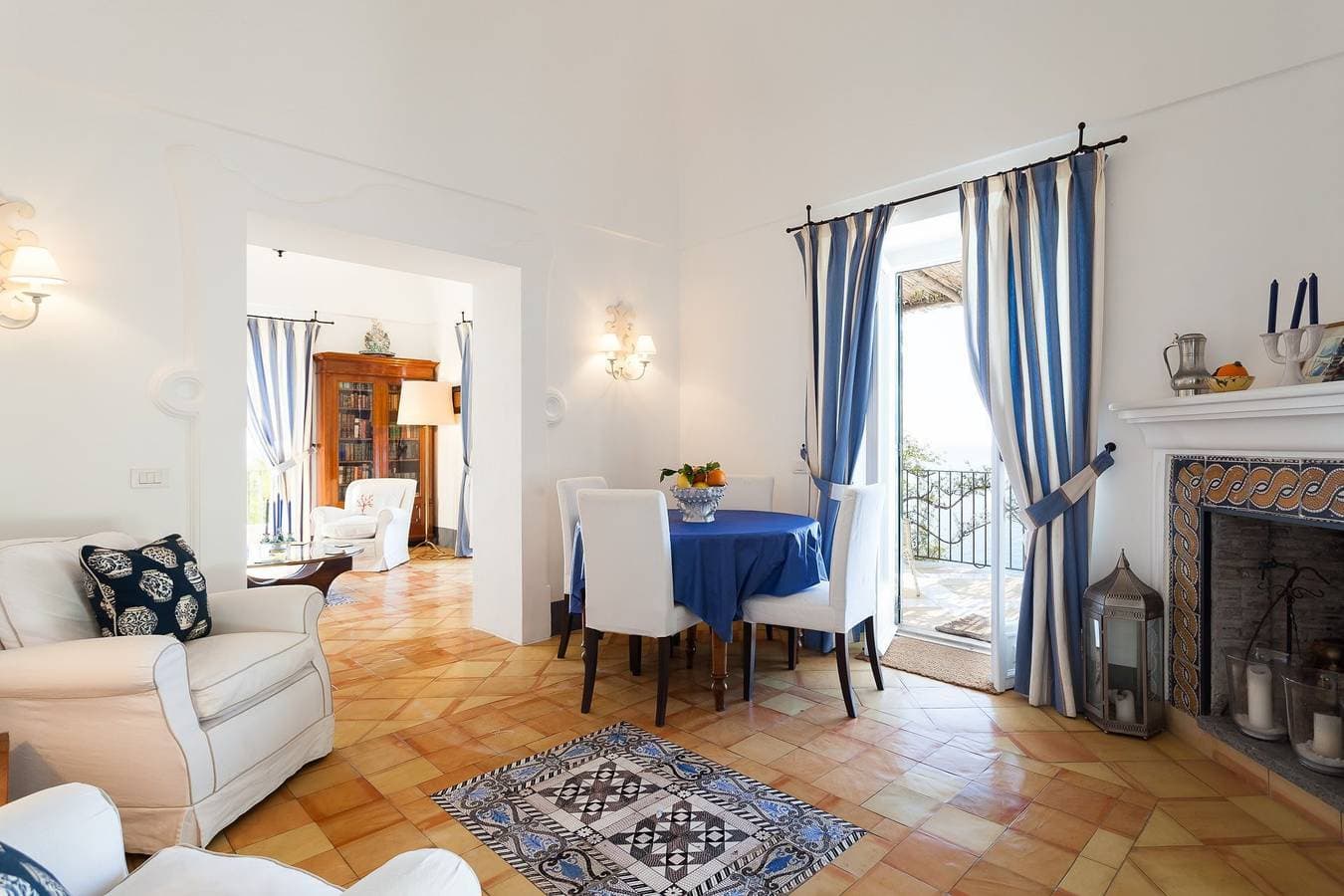 Foto 8 von 24: Ferienhaus für 6 Personen mit Balkon