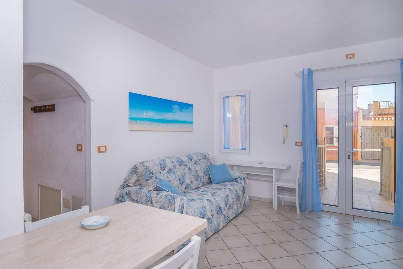 Foto 3 von 25: „Appartamento Murena 1“ mit Meerblick, Terrasse und Klimaanlage