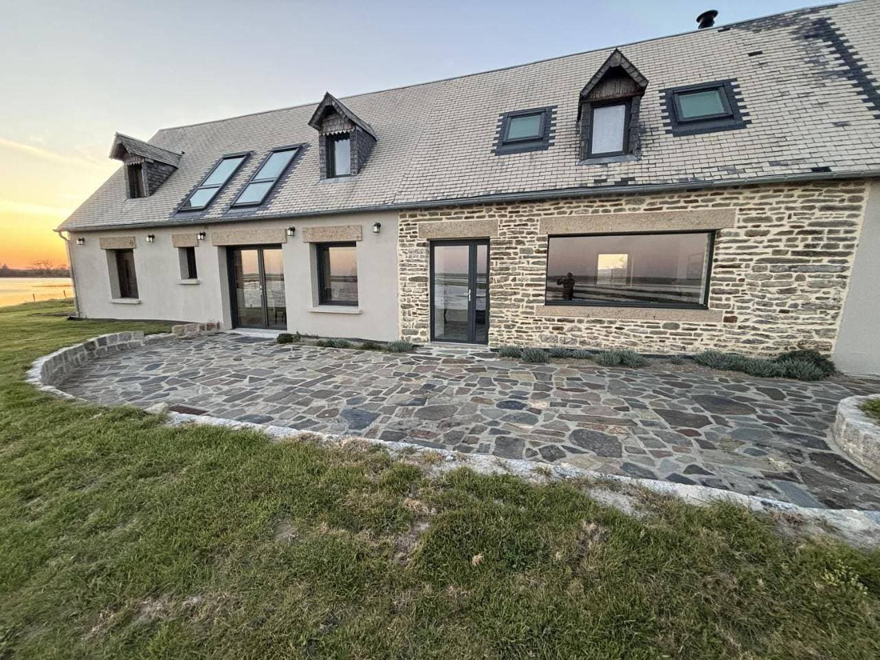 Foto 7 von 19: Four-Bedroom House
