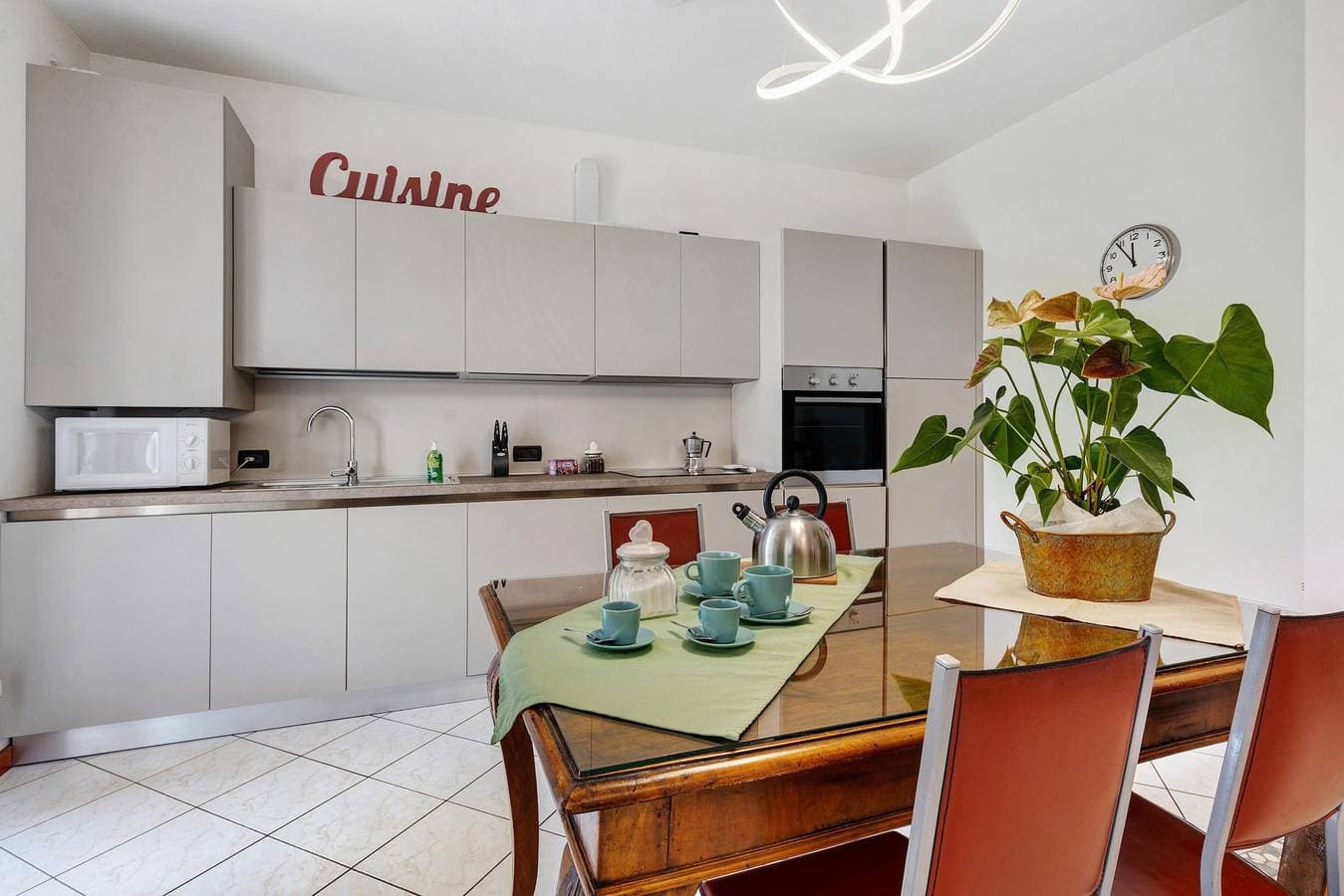 Foto 10 von 33: Ferienwohnung 'Katy Lake Lavanda ' mit privater Terrasse, WLAN und Klimaanlage