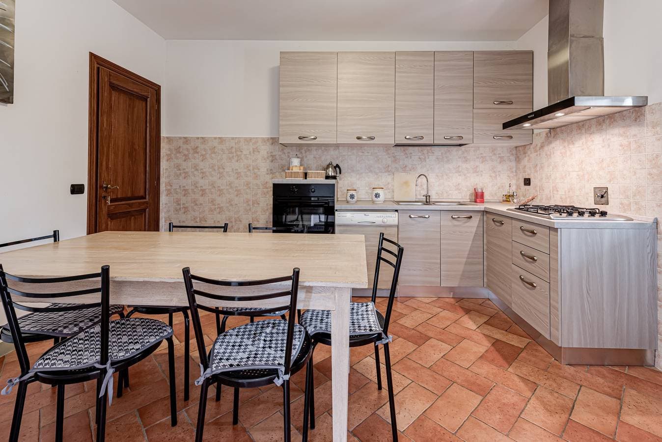 Foto 12 von 24: Ferienwohnung 'Il Cerro La Capanna Piano Terra' mit Gemeinschaftspool und Gemeinschaftsgarten