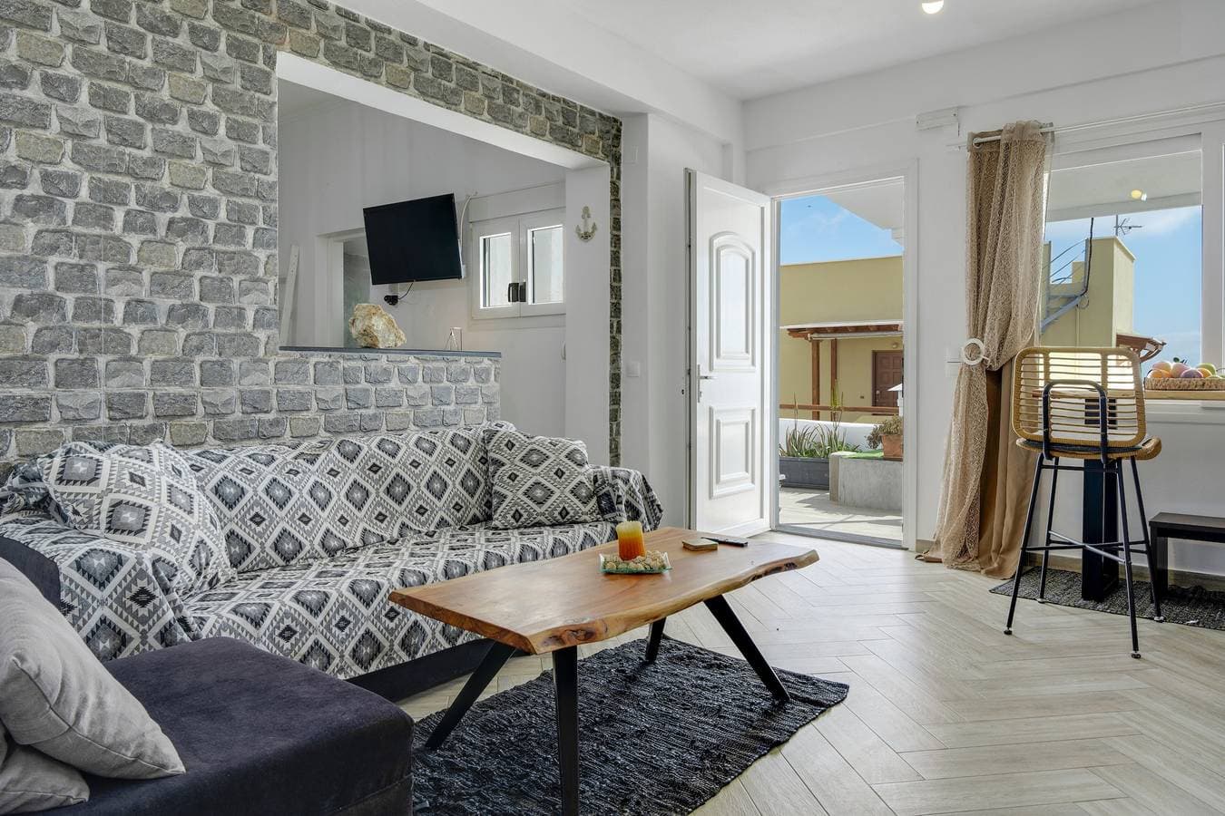 Foto 4 von 31: Ferienhaus 'Santoneta Villa Imerovigli' mit Meerblick, Wi-Fi und Klimaanlage