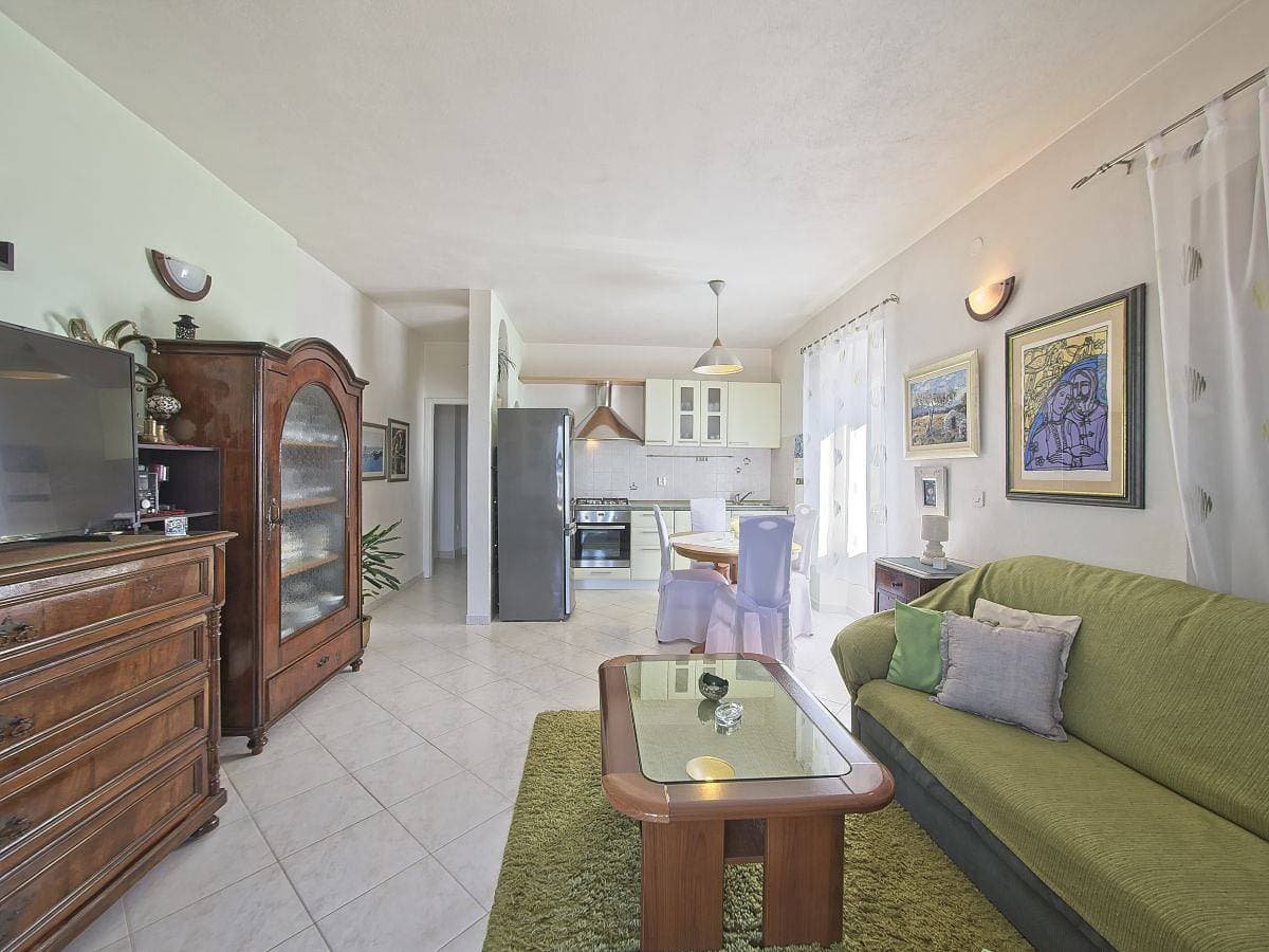 Foto 8 von 26: 2-Zimmer-Ferienwohnung mit Terrasse und Meerblick Postira, Brac A-11582-a