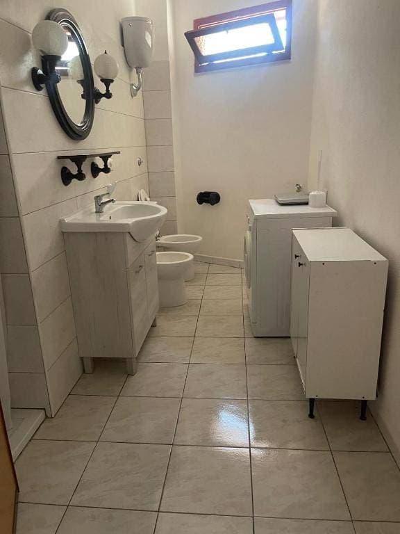 Foto 4 von 8: Two-Bedroom Apartment
