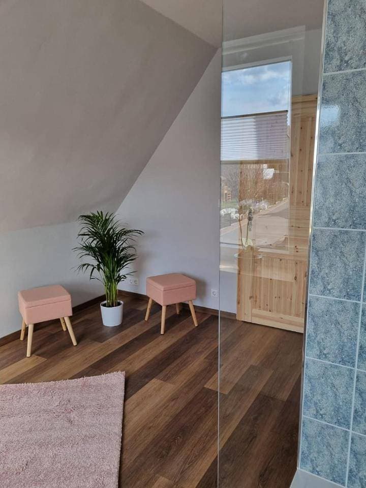 Foto 10 von 37: Three-Bedroom House