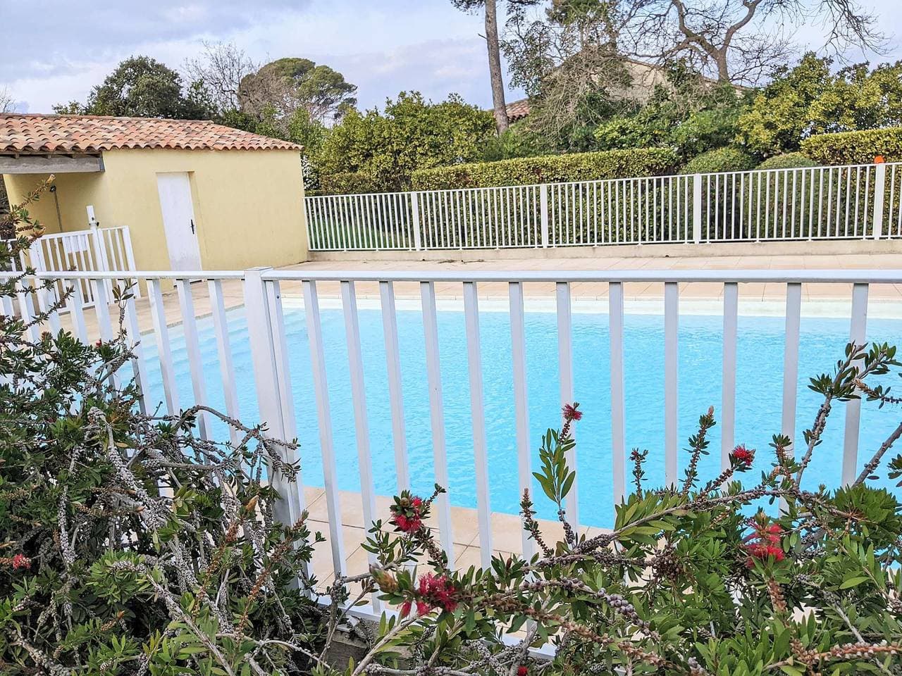 Ferienwohnungen in Six-fours mit Swimmingpool und Privatparkplatz und 800 m vom Strand entfernt 1