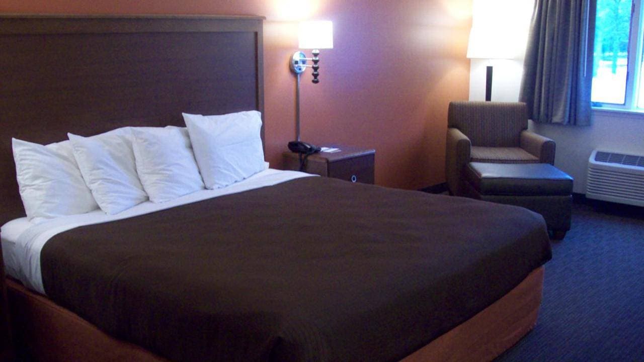 Foto 7 von 9: King Room - Non-Smoking