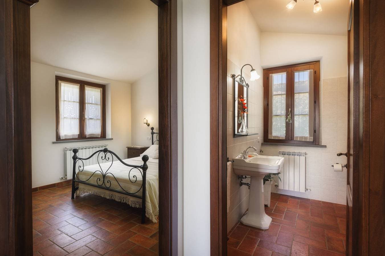 Foto 6 von 35: Ferienwohnung für 2 Personen mit Pool