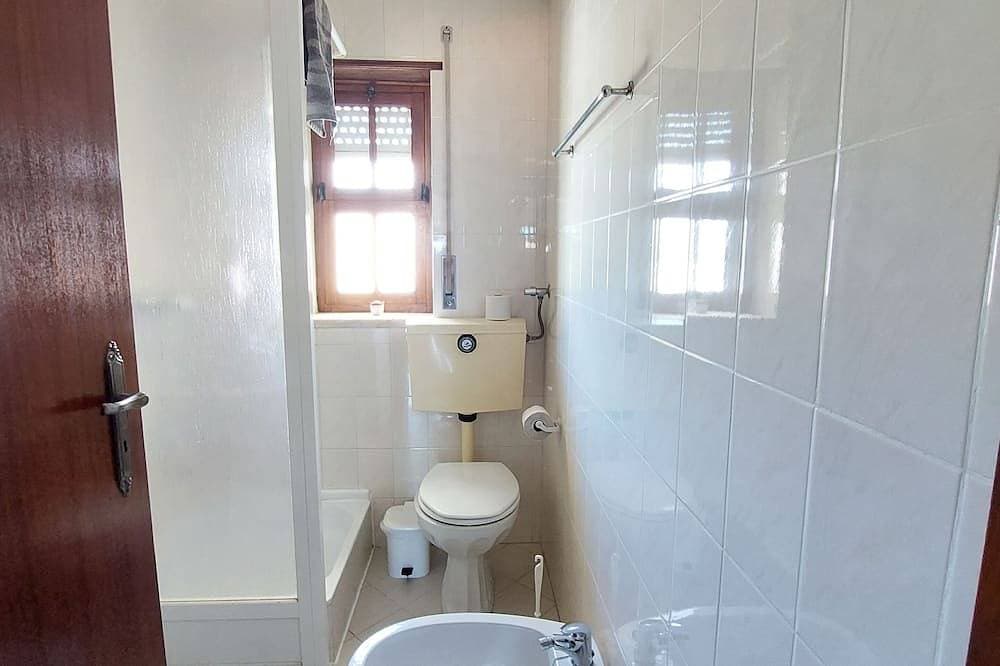 Foto 8 von 30: Apartamento Delfino T2 R/C