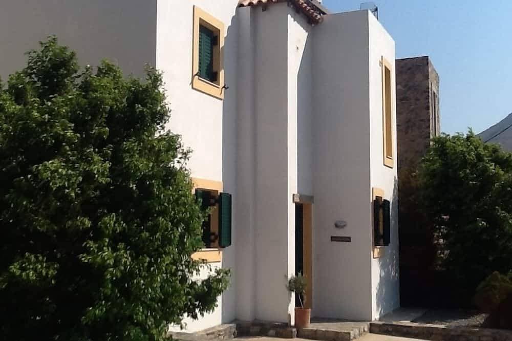 Foto 8 von 22: Beautiful Modern Cretan Villa overlooking the Mirabello Bay