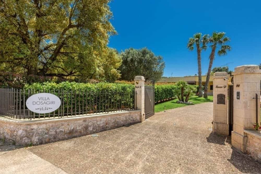 Foto 6 von 9: Villa Dosagiri Stanza Privata+piscina