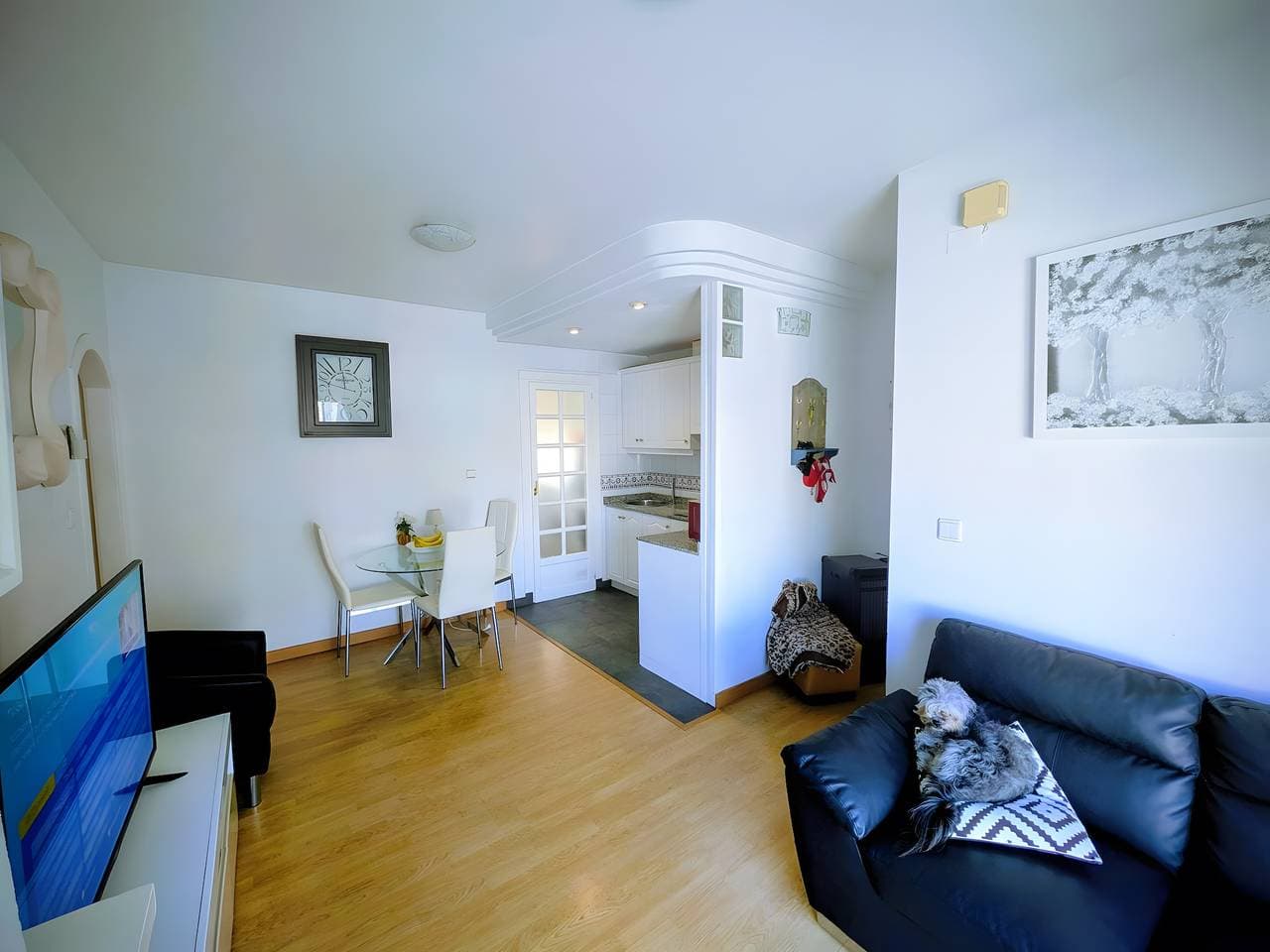 Foto 9 von 45: Ferienwohnung 'Duquesa Beach' mit seitlichem Meerblick, Dachterrasse & kostenlosem Tiefgaragenstellplatz, strandnah