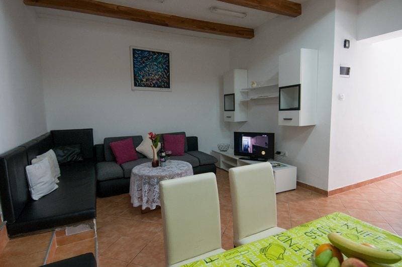 Foto 6 von 39: Ferienwohnung in Lovran mit Meerblick, Terrasse, Klimaanlage, W-Lan (3698-2)