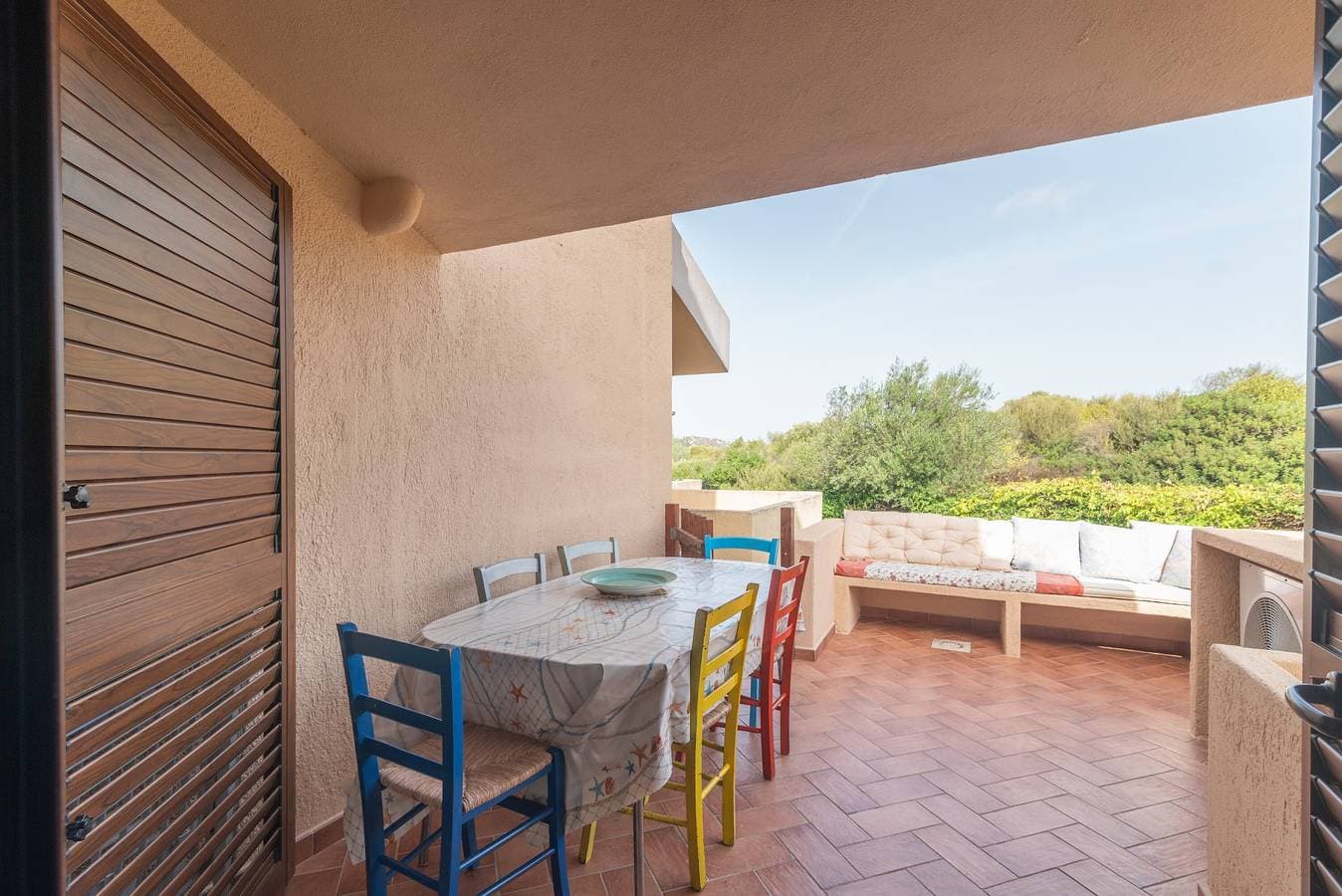 Foto 5 von 21: Ferienwohnung "Palau Sole" mit Gemeinschaftsgarten & A/C