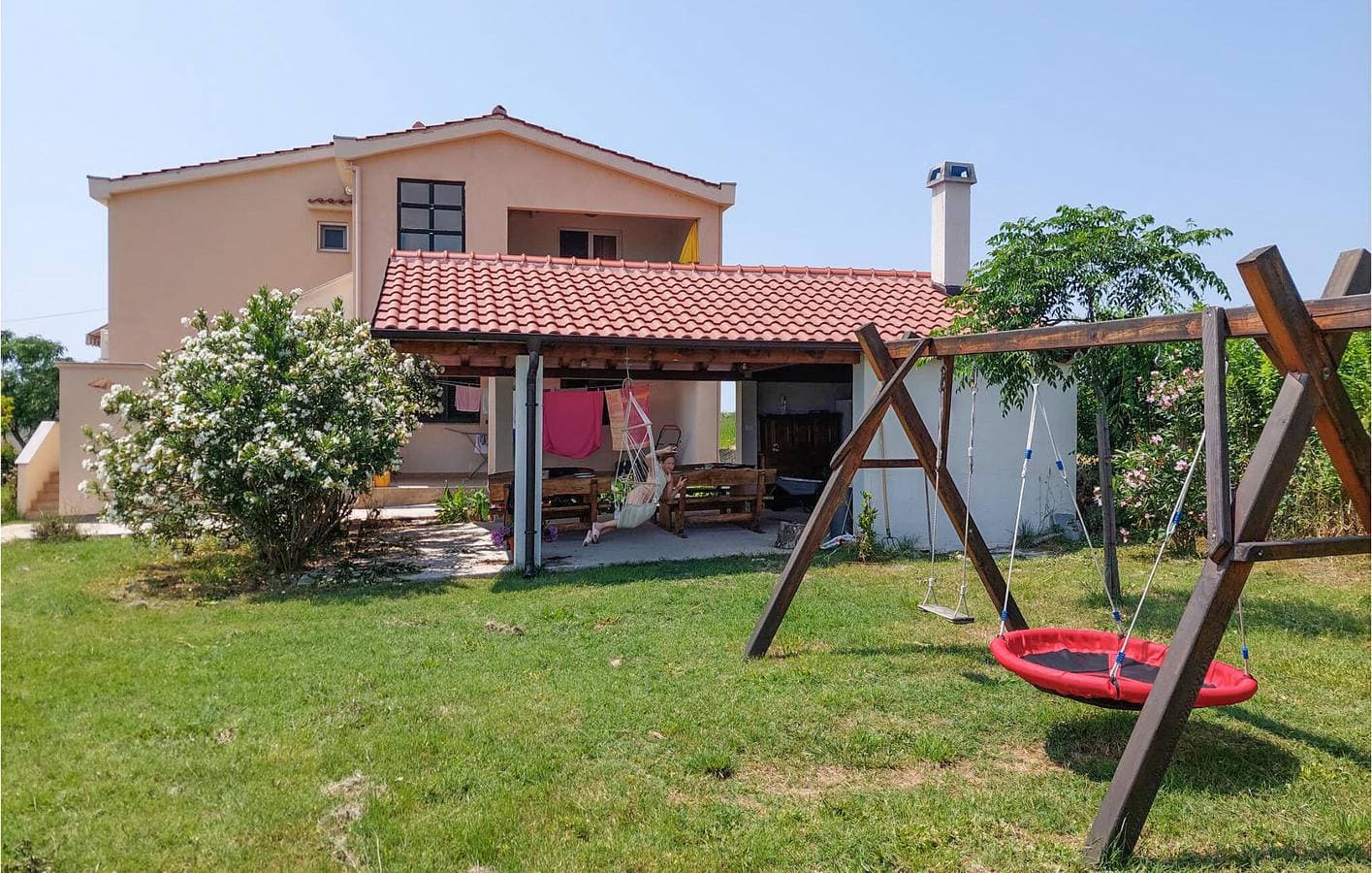Apartment mit Meerblick, Terrasse, Küche und WLAN – 1 km zum Strand 1