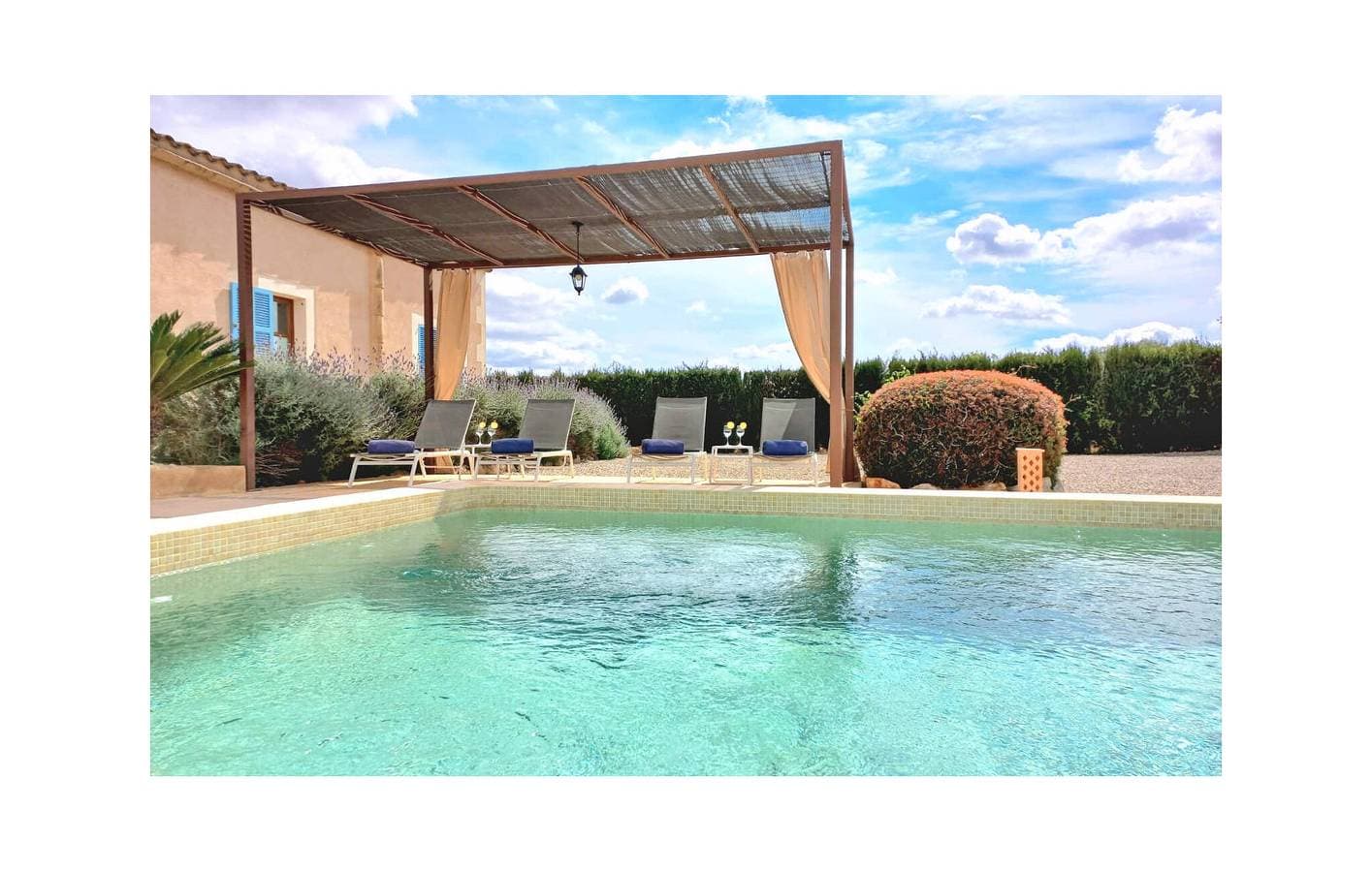 Foto 9 von 44: Son Mesquida Terrassenwohnung mit Pool