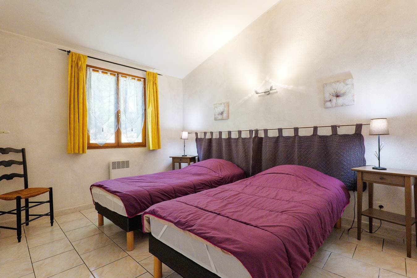 Foto 13 von 35: Ferienhaus „Le Chêne - La Fontinelle“ mit Bergblick