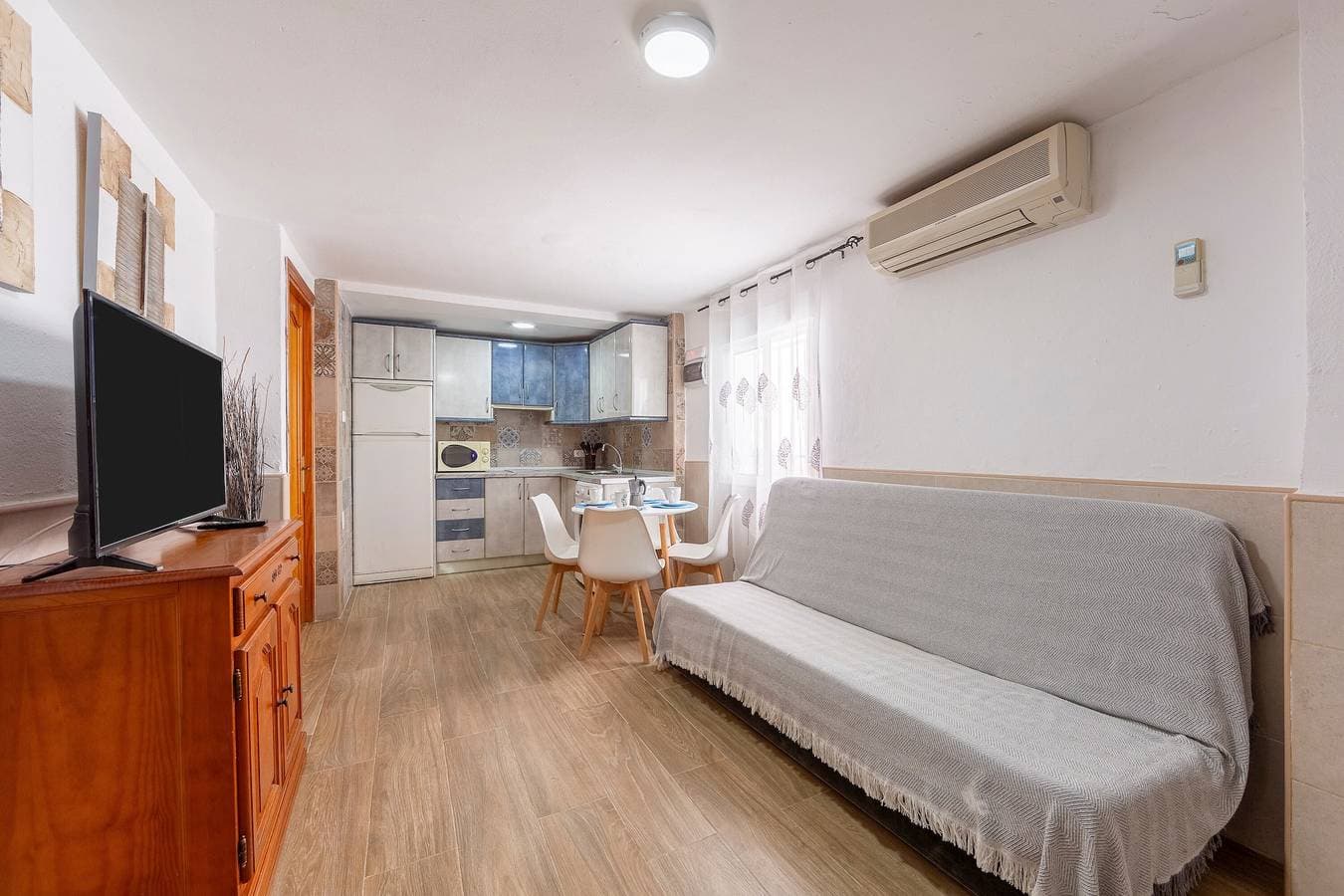 Foto 2 von 23: Ferienwohnung 'Noria 2' mit Klimaanlage