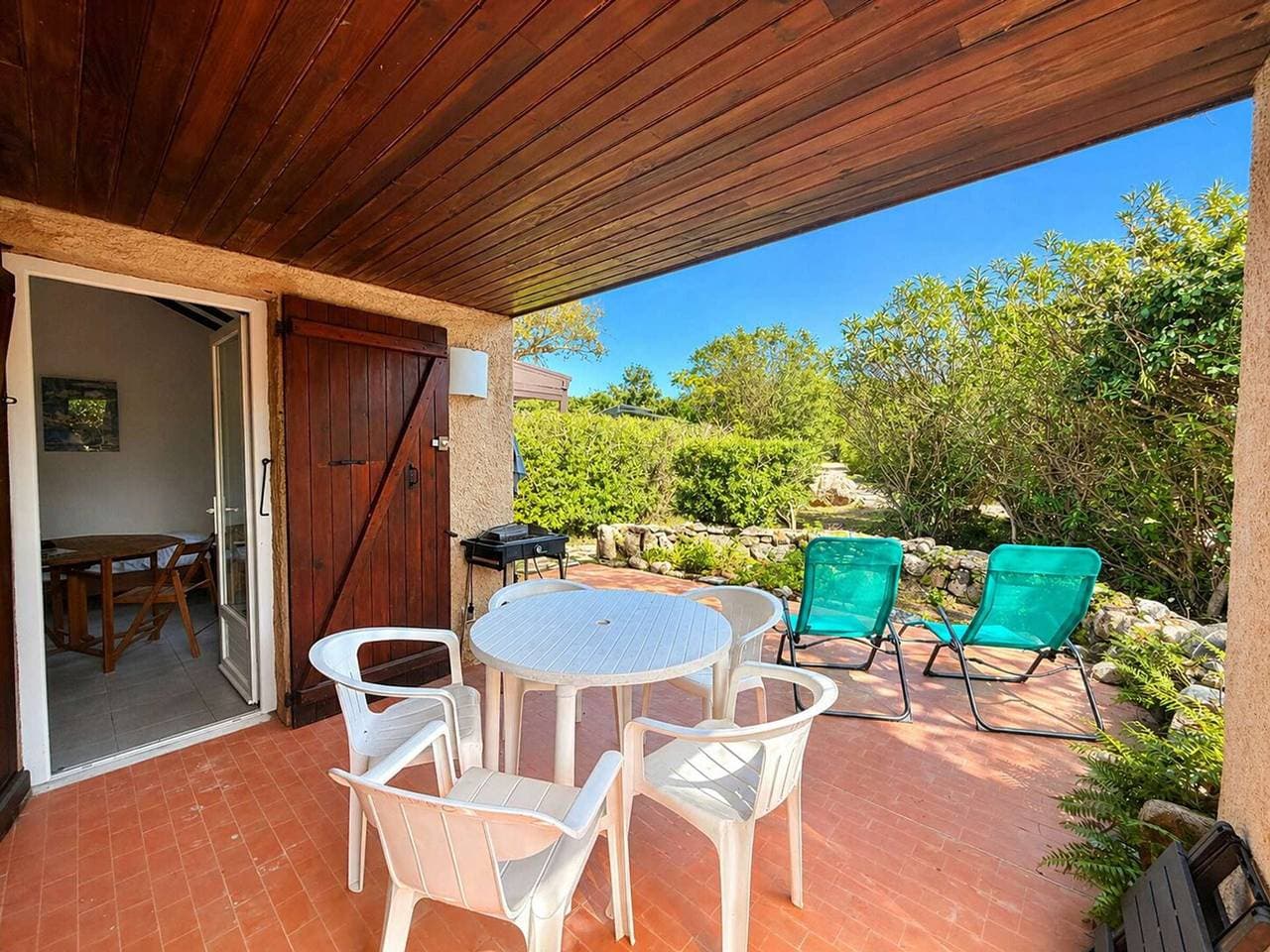 Foto 11 von 15: Mini-Villa 2P, Terrasse, Jardin, à 50m Plage Santa-Giulia, Porto-Vecchio