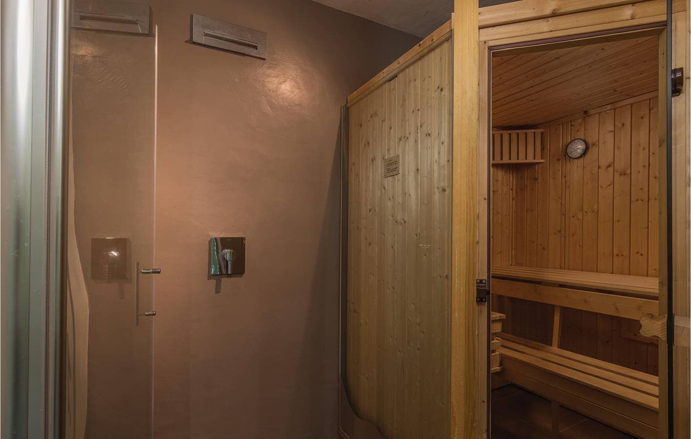 Foto 4 von 42: Reizende 2-Zimmer-Wohnung mit Pool in der Nähe des Zentrums von Grožnjan und der Taverna Bastia