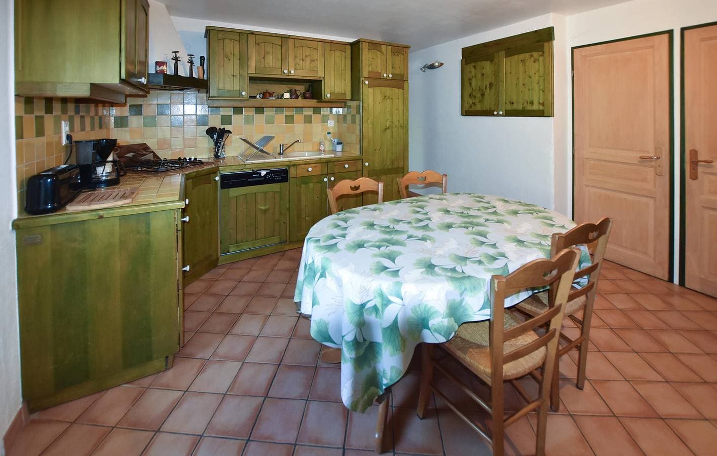 Foto 7 von 21: Reizend, 1 km von Saint-Brès entfernt: Gemütliche Ferienwohnung mit Garten und WLAN