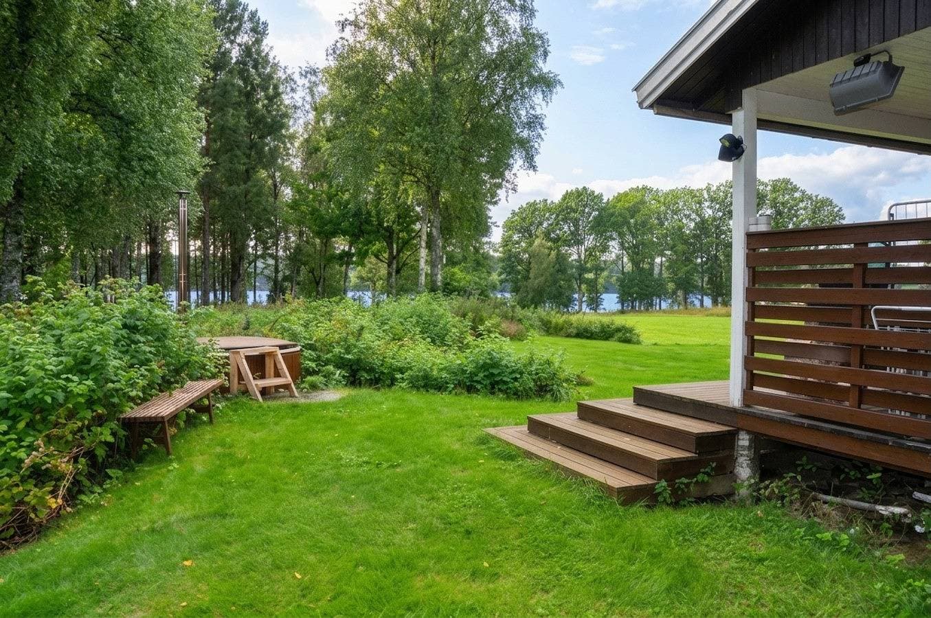 Ferienhaus mit Seeblick am See Lelången mit Boot 1