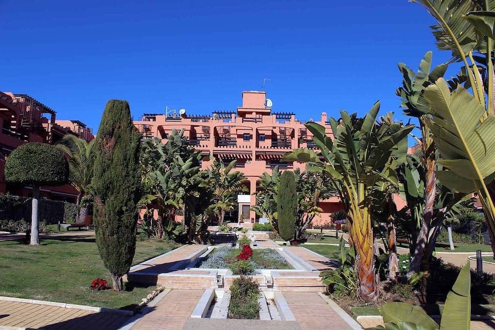 Foto 7 von 21: Ein-Zimmer-Wohnung in erster Linie in Estepona. Costa del Sol