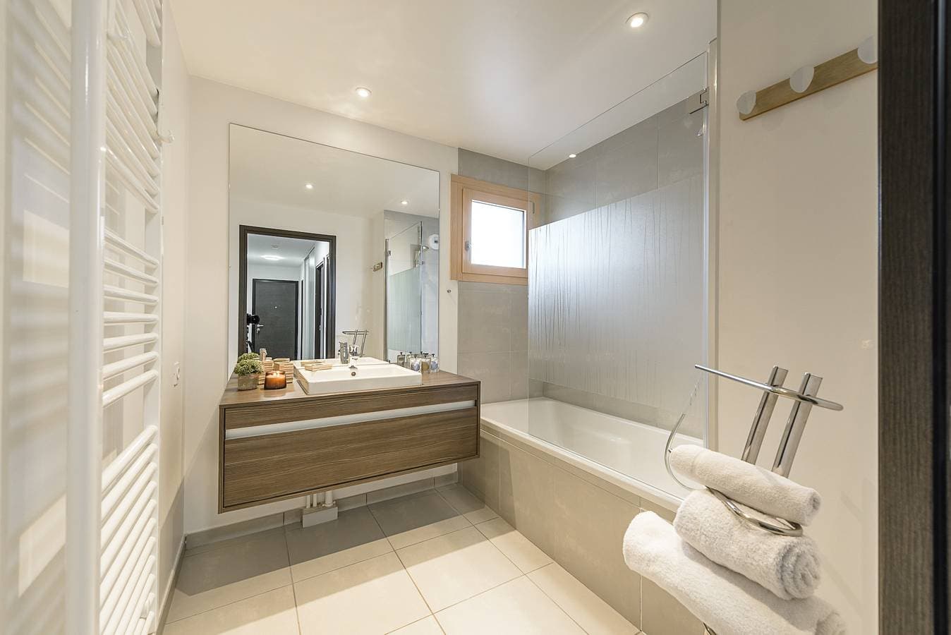 Foto 7 von 23: Ferienwohnung für 6 Personen mit Terrasse