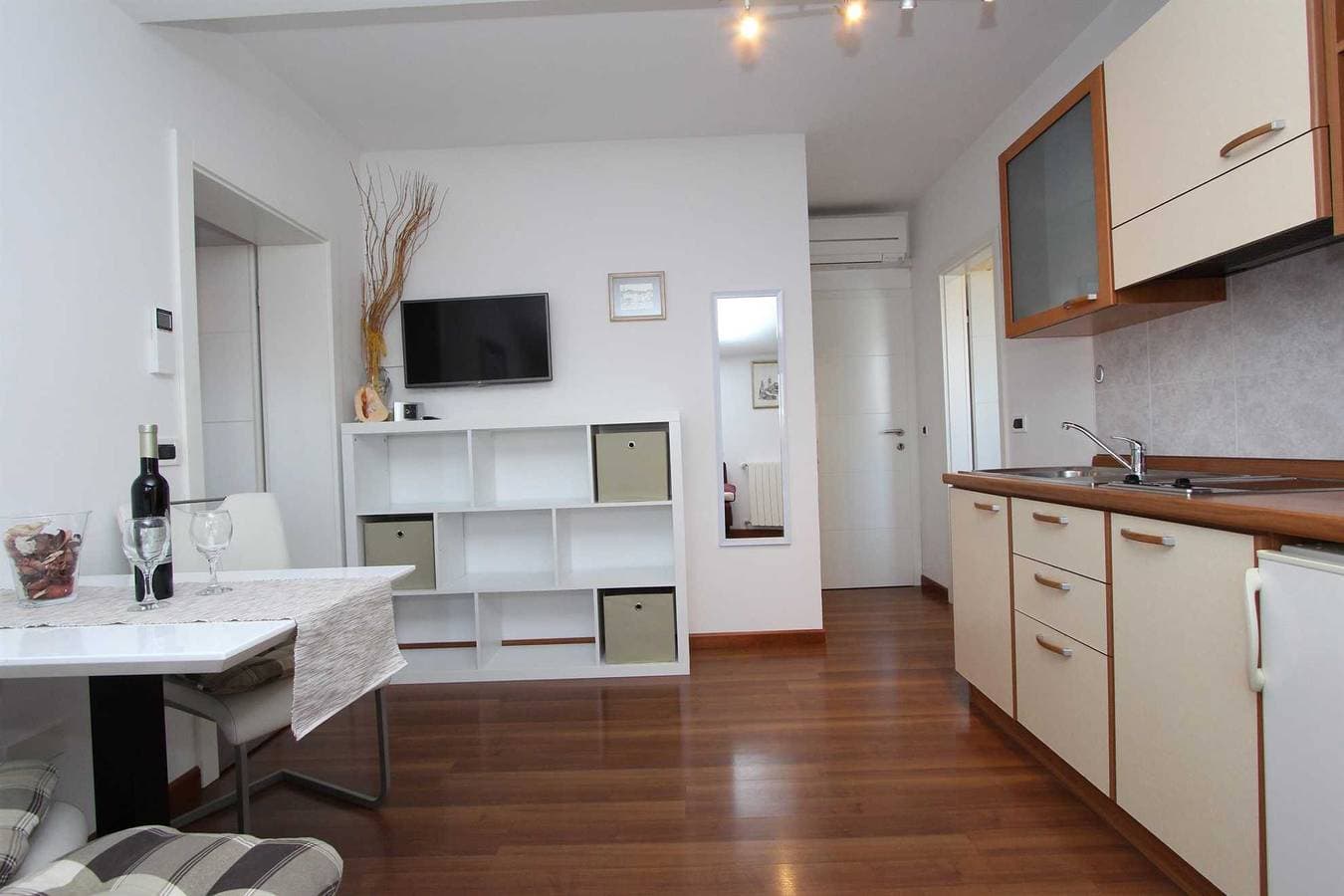 Foto 13 von 23: Tanja Ferienwohnung mit 1 Schlafzimmer mit Balkon