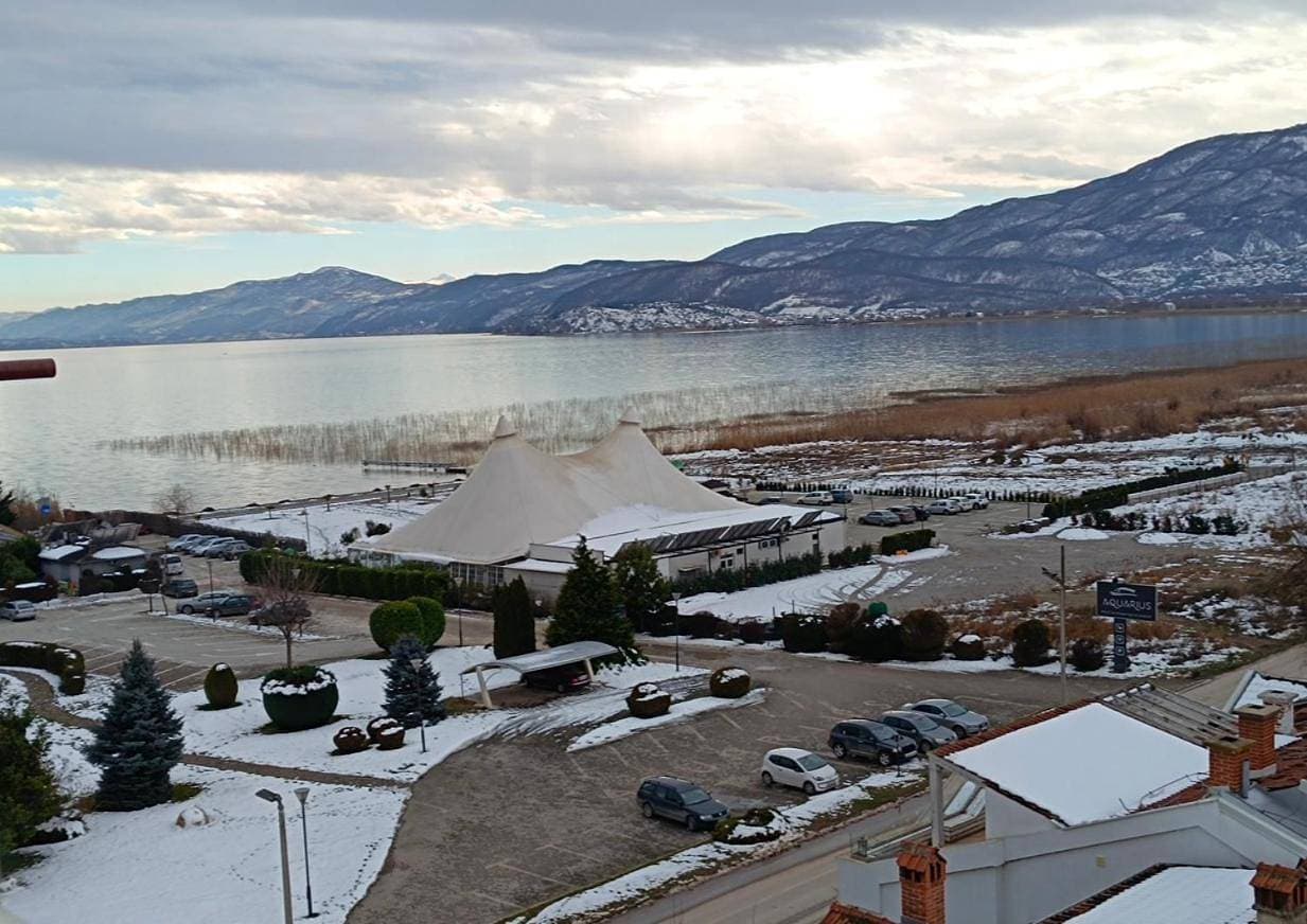 Nice Lake view Apartment 1