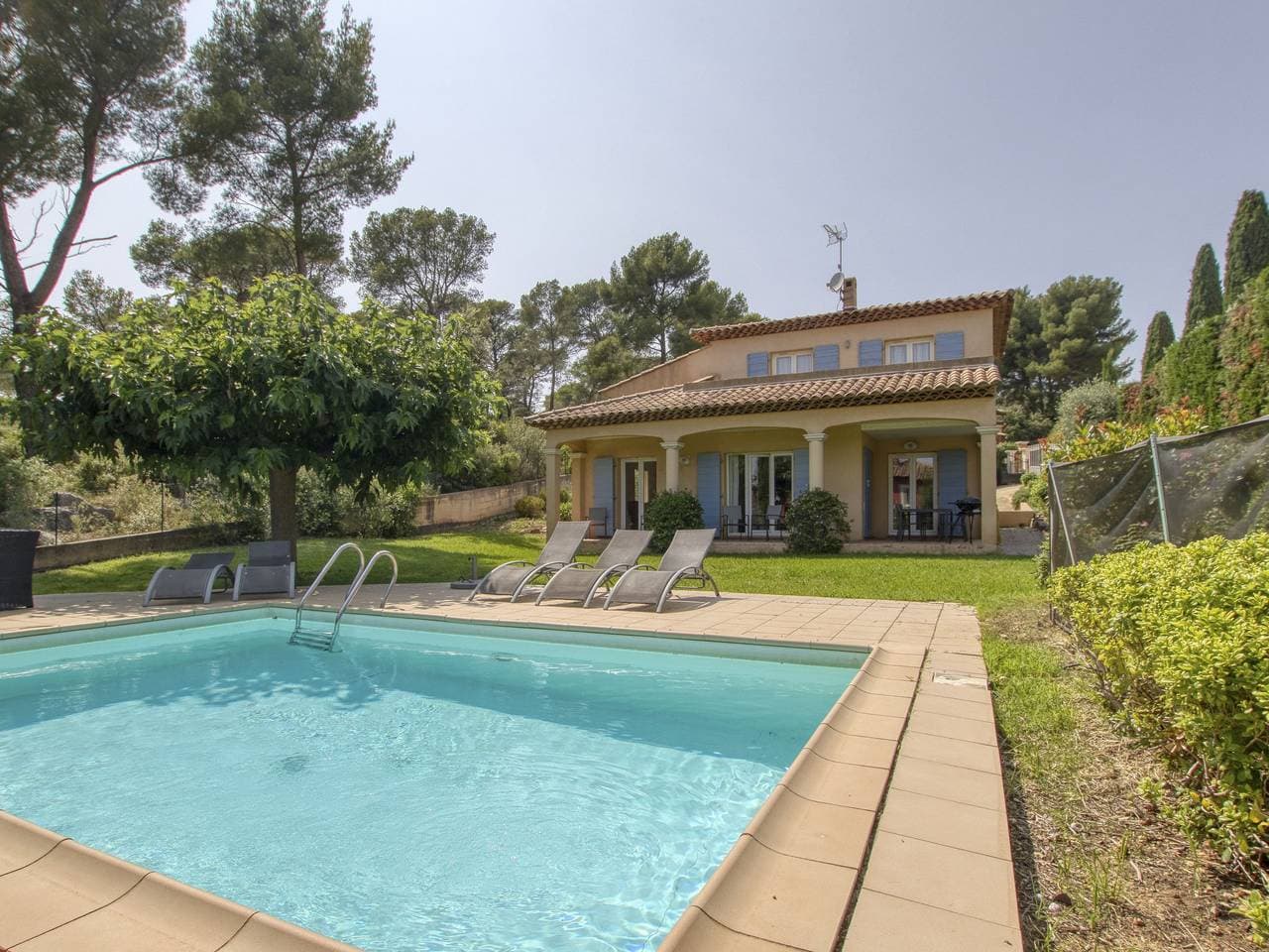 Schöne Villa Le Puit des Oliviers 2 1