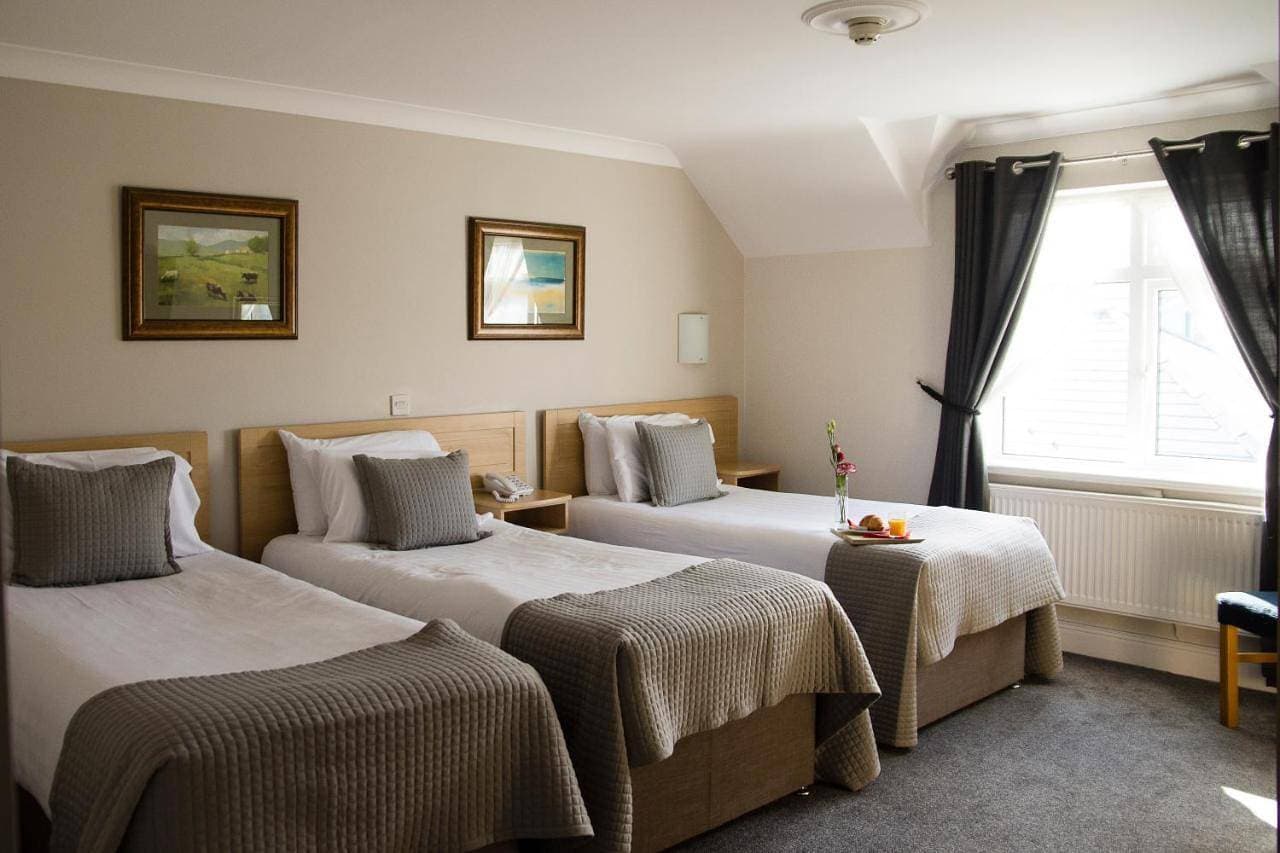 Foto 3 von 12: Double or Twin Room