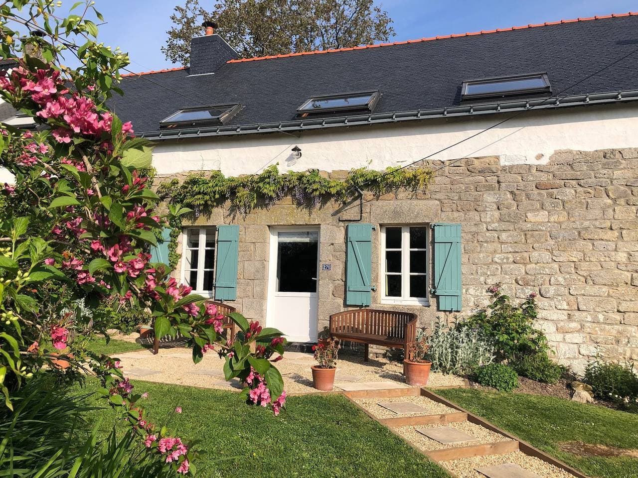 Foto 6 von 45: Walnut Tree Gîte – Charmantes Steinhaus mit Pool im ruhigen Kersulan