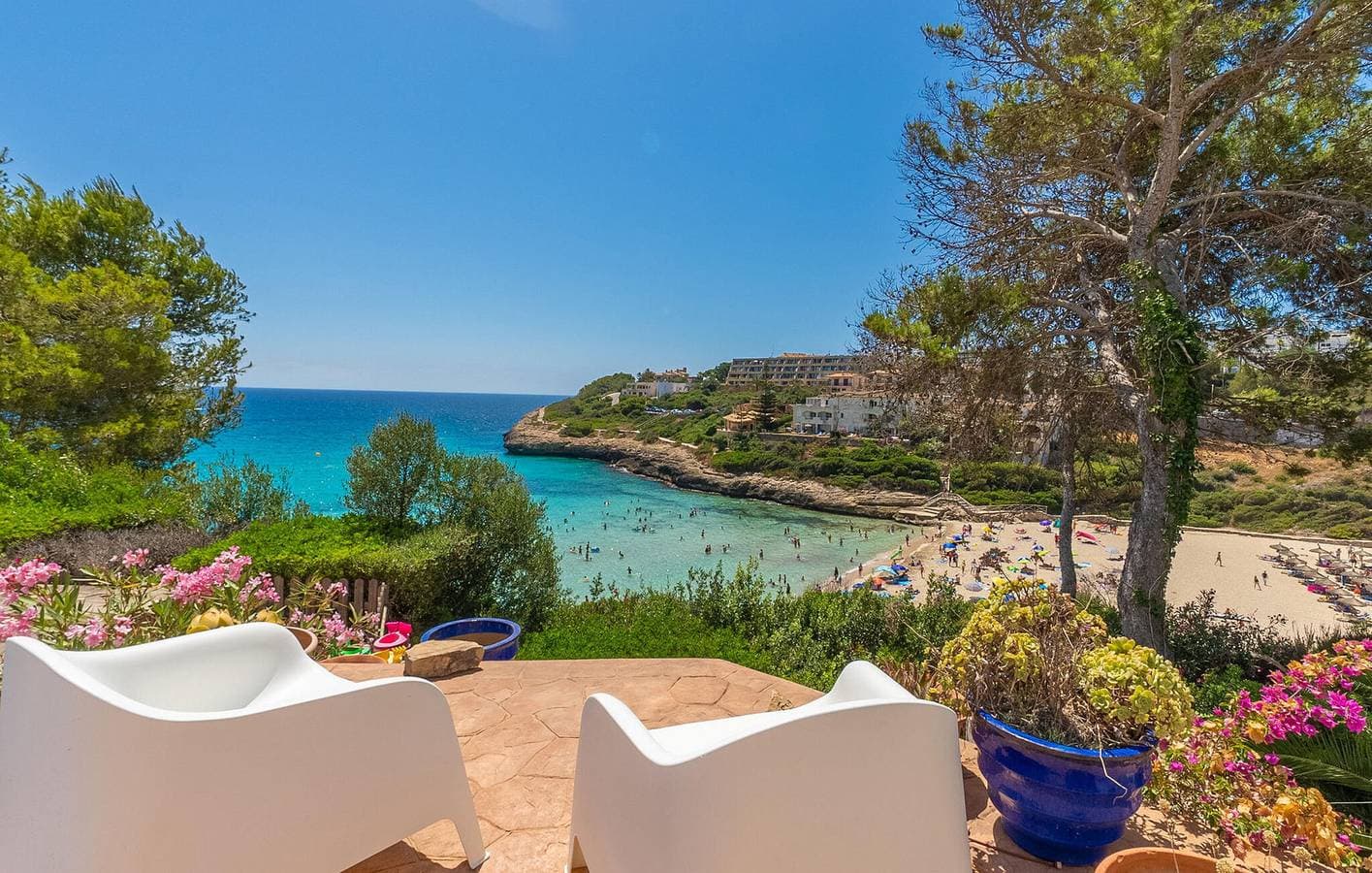 Foto 8 von 37: Luxus-Apartment mit Meerblick & Pool, 400m zum Strand Cala Anguila