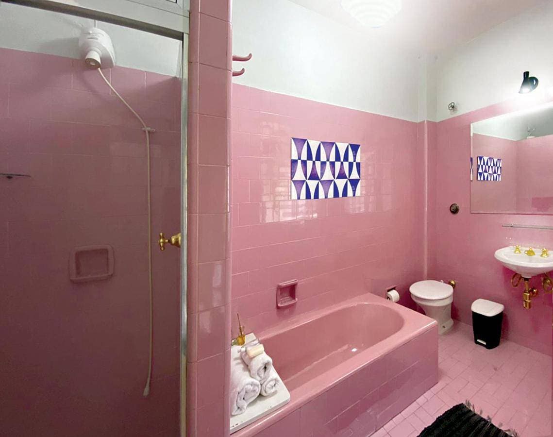 Foto 3 von 5: Deluxe Queen Suite