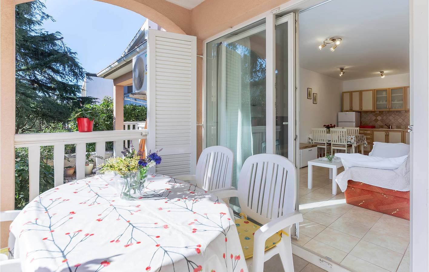 Foto 9 von 20: Gemütliche Ferienwohnung mit WLAN, Parkplatz und Terrasse – 1,5 km vom Strand von Fažana entfernt
