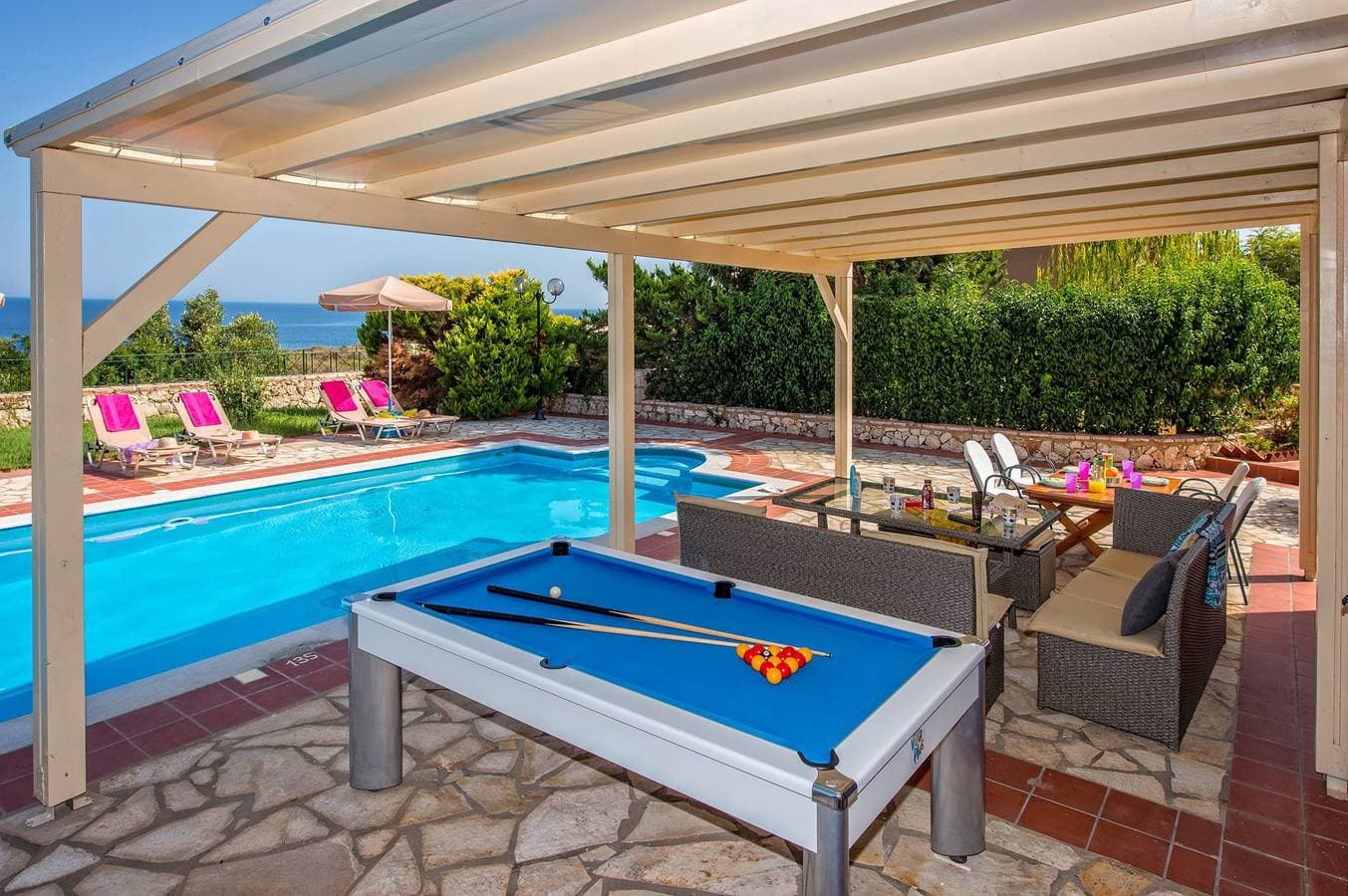 Foto 10 von 27: Villa für 6 Personen mit Garten