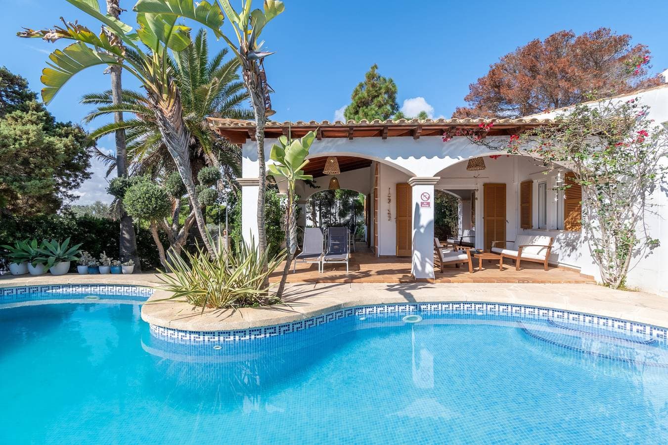 Villa Estrelitzia 1