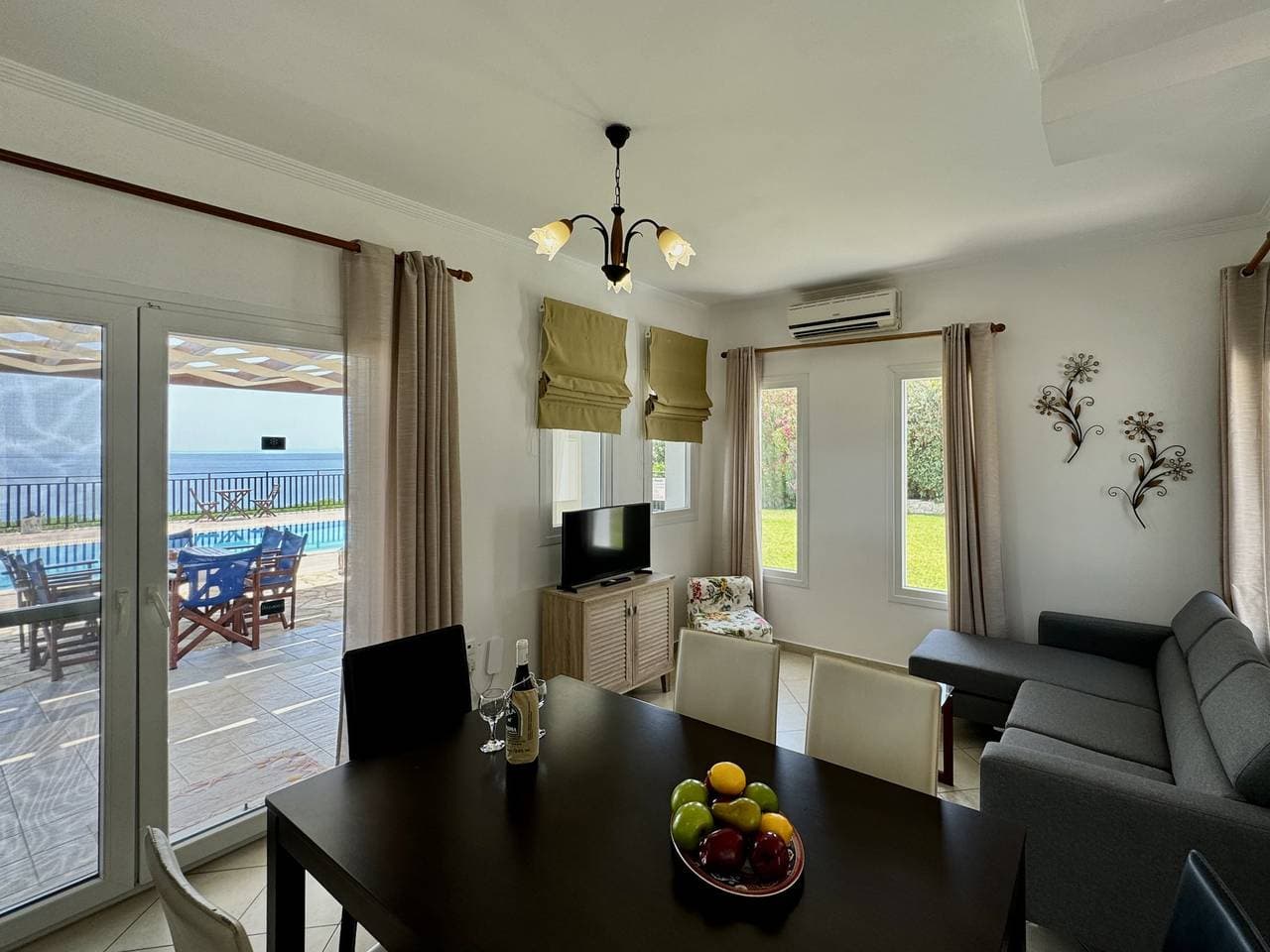 Foto 8 von 43: Villa Sakos